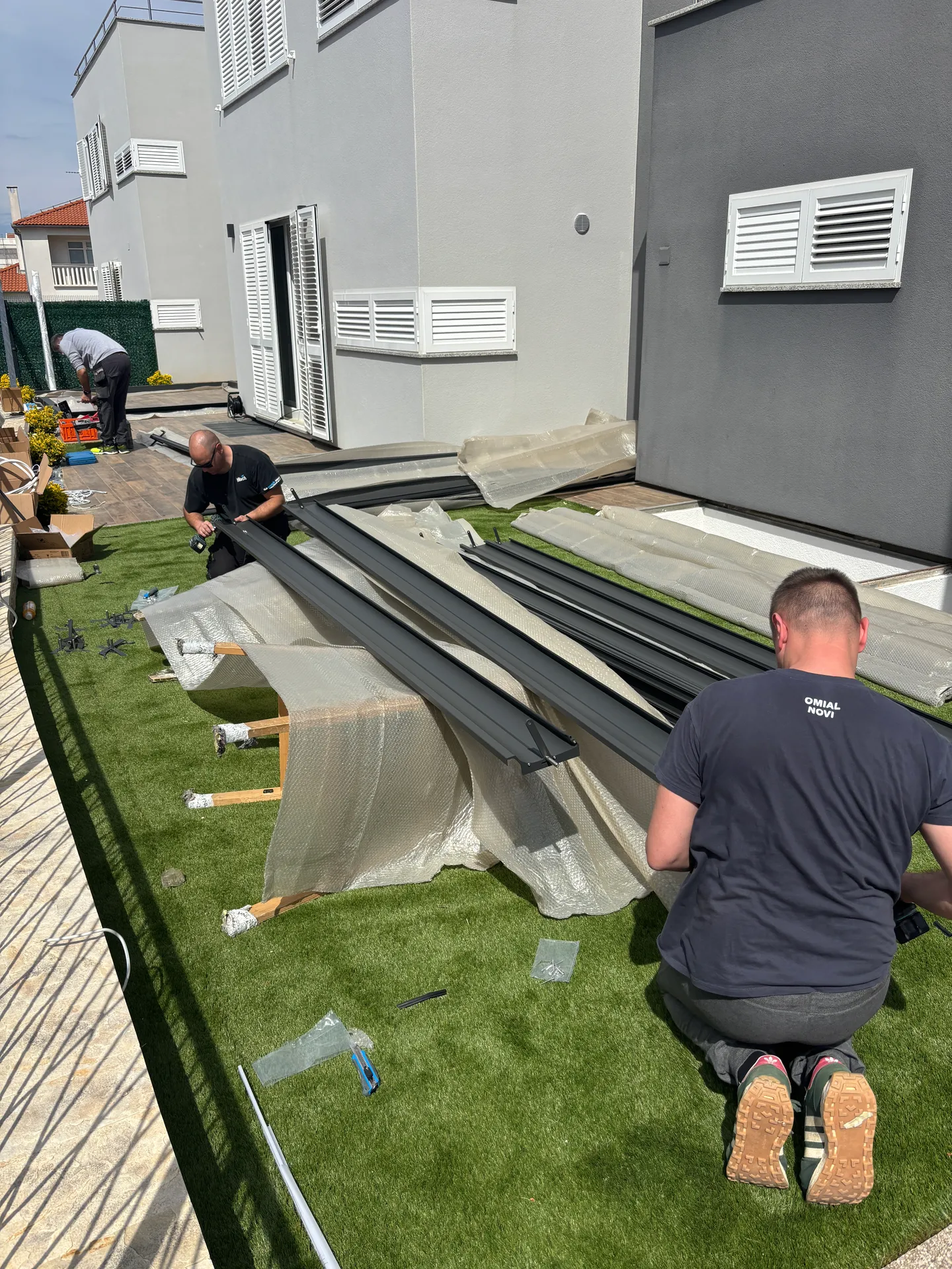 PergoMaxx Motion pergola s rotirajućim aluminijskim lamelama